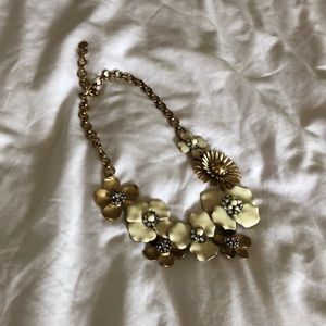 Stella and Dot Floral Statement Necklace